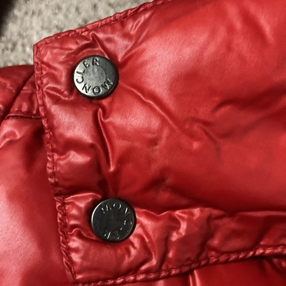Moncler Red Glossy Puffer Jacket with Hood - Picture 13 of 14